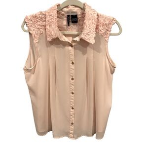 New Directions Sheer Feminine 3D‎ floral Light  Pink Sleeveless Blouse